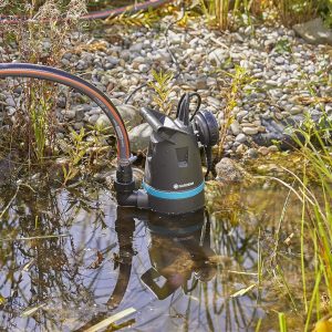 Gardena Schmutzwasser-Tauchpumpe 10.500 Basic: Elektrische Tauchpumpe mit Fördermenge 10.500 l/hEinstellbarer Schwimmerschalter mit Dauerlauffunktion (9008-47), Schwarz 13